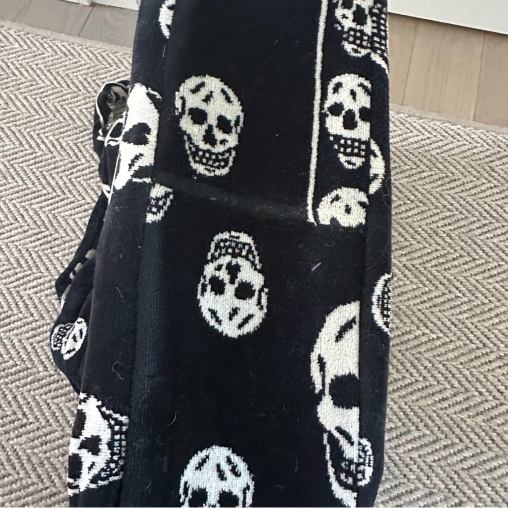 Salvage Sacs Alexander McQueen Upcycled Beach tote XL - Picture 3 of 5